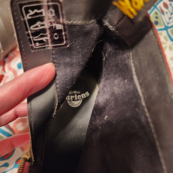 Dr. Martens Magdalena burgundy suede boot size 9 EUC - Picture 9 of 10